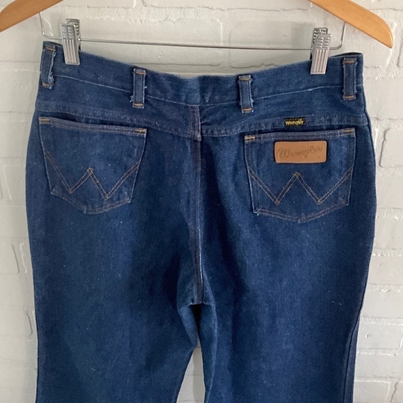 Vintage 70s Women’s Denim Jeans Wrangle Baggy Flare Bell bottom Mid wash sz 30 - Picture 6 of 9